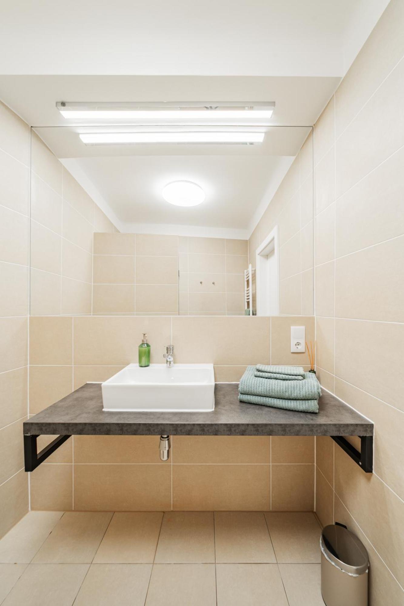 Central 60M2 Suite 10 Min Walk From Main Station Vienne Extérieur photo